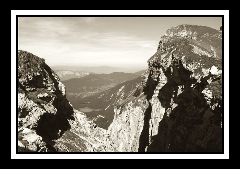 DCP_0706a-bw2-MATTED