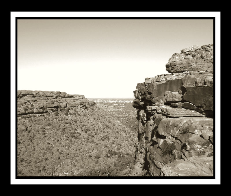 DCP_1124a-bw2-matted