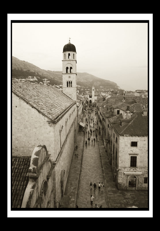 DCP_2229-bw-matted